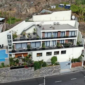 Guesthouse-theview (adults Only) Casa de hóspedes