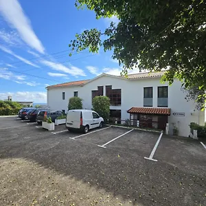 Al Moniz Guest house
